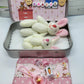 🥚【1º en Semana Santa】🐰 Mini Peluche de Conejito en Lata – Regalo Divertido y Encantador para Pascua 🎁✨