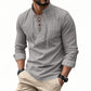🧥Camisa informal de hombre con cordones: ¡un look elegante en un santiamén! Cuello moderno sin corbata, de algodón suave y transpirable. Un estilo desenfadado ideal para quedar a tomar un café o para las comidas dominicales. ☕👴