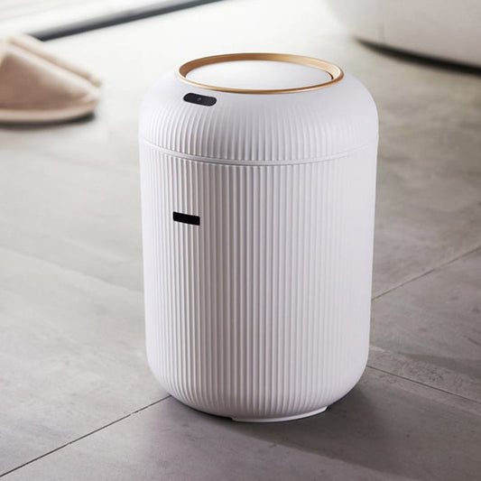 ¡Higiene sin esfuerzo, estilo sin compromisos: un cubo de basura que combina tecnología, elegancia y practicidad para tu hogar! 👆