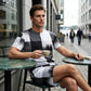 Conjunto de pantalones cortos y camiseta con estampado abstracto para hombres