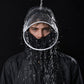 Traje impermeable impermeable y pantalones con tiras reflectantes