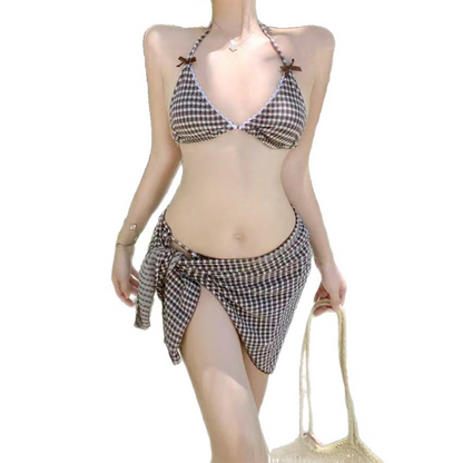 Conjunto de Bikini 3 Piezas para Mujer (Top Halter, Braguita y Falda Pareo) – Estampado de Cuadros